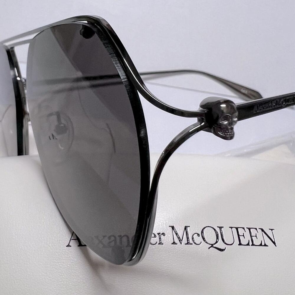 Alexander McQueen Black Gunmetal Skull Accent Sunglasses